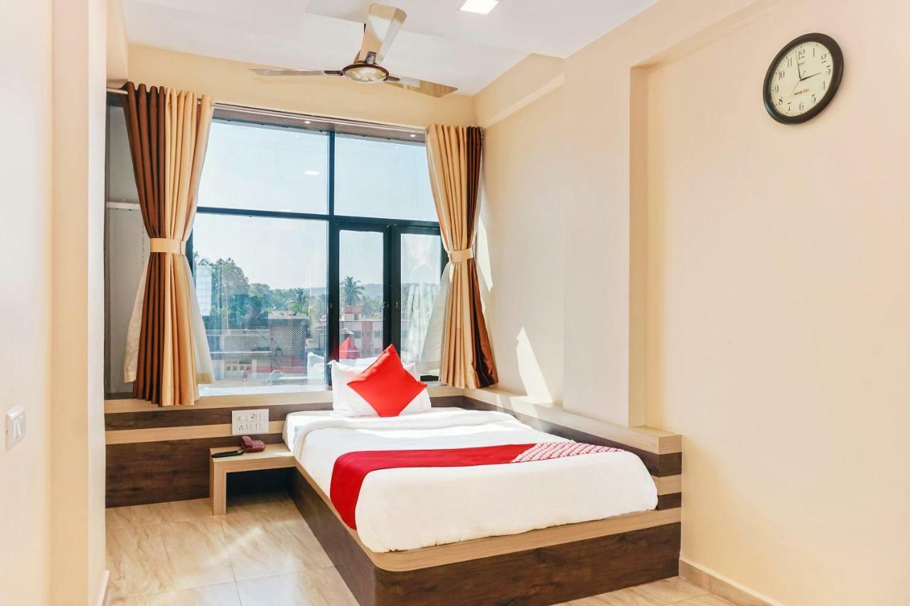Oyo 29634 Hotel Navalai Pride Ratnagiri Luaran gambar